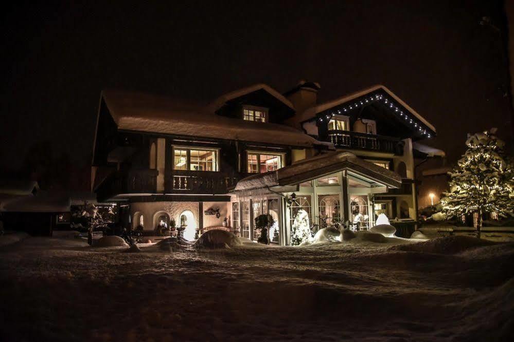 Haus Susanne - Top-Ferienwohnungen - Sommer-Bergbahn Inklusive Obermaiselstein Esterno foto